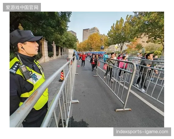 大型路跑赛事运营方通过统一调度平台消解安保与医疗保障之间的信息孤岛